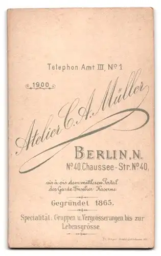 Fotografie C. A. Müller, Berlin-N., Chaussee-Strasse 40, Portrait eleganter Herr mit Schnauzbart