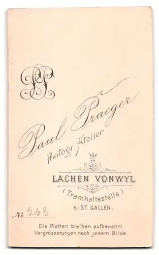 Fotografie Paul Praeger, Lachen-Vonwil b. St. Gallen, Portrait junge Dame im Kleid mit Buch in der Hand