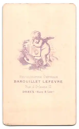 Fotografie Barouillet Lefervre, Dreux, Rue d`Orleans 12, ältere Frau im Portrait