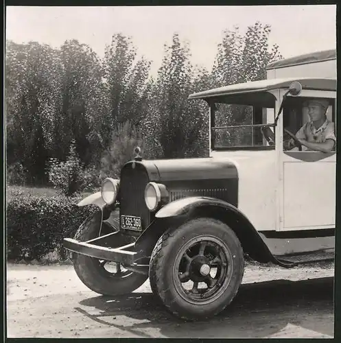Fotografie Lastwagen, LKW mit Kennzeichen: California 1927
