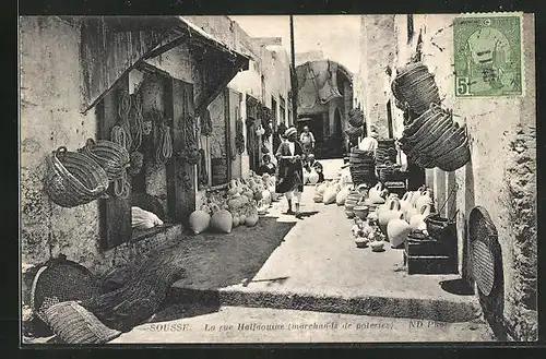 AK Sousse, la rue Hallaouine, marchands de poteries