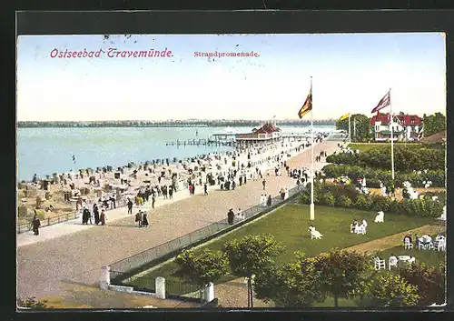 AK Travemünde a.d. Ostsee, Menschen auf der Strandpromenade