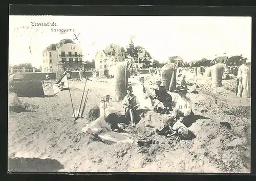 AK Travemünde a.d. Ostsee, Strandpartie mit Körben und Badegästen