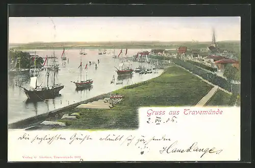 AK Travemünde a. d. Ostsee, Schiffe im Hafen vor der Stadt