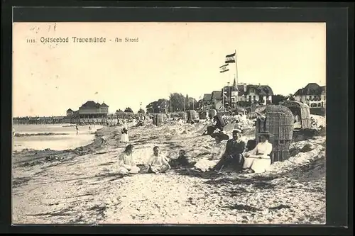 AK Travemünde a. d. Ostsee, die Strandhotels vom Badestrand aus gesehen