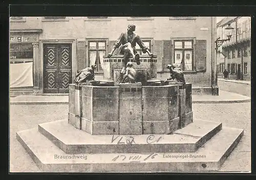 AK Braunschweig, vor dem Eulenspiegel-Denkmal