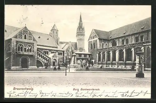 AK Braunschweig, auf dem Vorplatz der Burg Dankwarderode