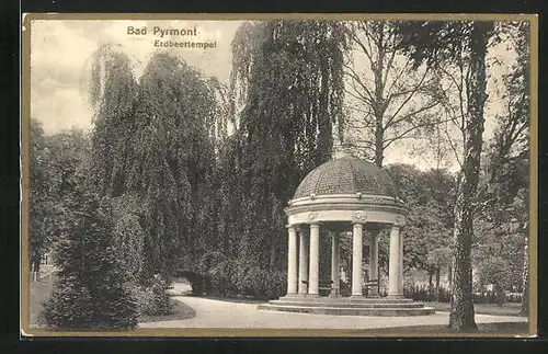 AK Bad Pyrmont, Erdbeertempel im Park