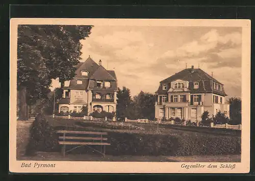 AK Bad Pyrmont, Stadtvillen gegenüber dem Schloss