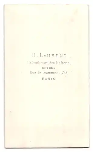 Fotografie H. Laurent, Paris, Boulevard des Italiens 15, Dame mit Mittelscheitel