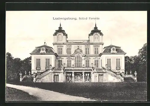 AK Ludwigsburg, Vorderansicht vom Schloss Favorite