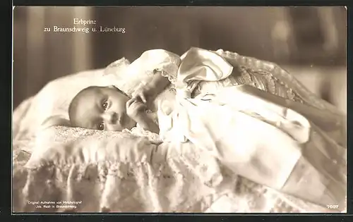 AK Erbprinz zu Braunschweig und Lüneburg im Taufkleid