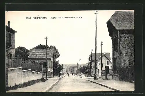 AK Pierrefitte, Avenue de la Rèpublique