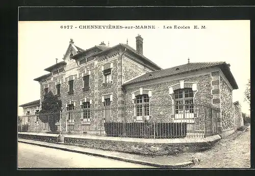 AK Chennevières-sur-Marne, Les Écoles, Ansicht der Schule