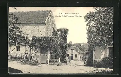 AK La Queue-en-Brie, Entrèe de la Ferme de l`Ermitage