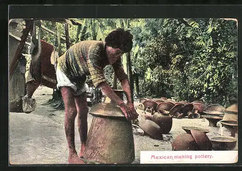 AK Mexican making pottery, Südamerika, Töpfer