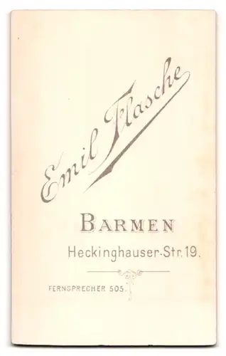 Fotografie Emil Flasche, Barmen, Heckinghauser-Str. 19, Portrait Frau in elegantem Kleid