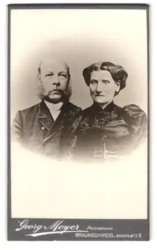Fotografie Georg Meyer, Braunschweig, Bankplatz 3, älteres Ehepaar im Portrait