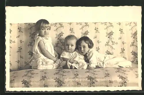 AK LL. AA. RR. Prince Jean, Grand-Duc Héritier, Princess Elisabeth-Hilda et Marie-Adelaide de Luxemburg