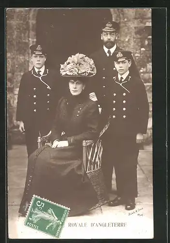 AK König Georg V. von England mit der royalen Familie