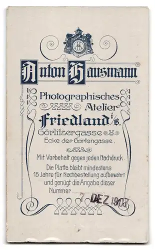 Fotografie Anton Hausmann, Friedland i.B., Görlitzgasse, Glückliches Brautpaar im Portrait