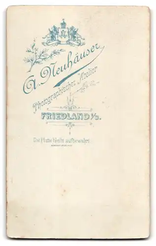 Fotografie A. Neuhäuser, Friedland i.B., Töpferplatz 4, Hochzeitsfoto eines bürgerlichen Brautpaares