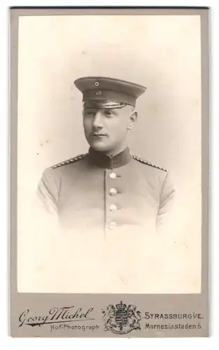 Fotografie Georg Michel, Strassburg i/E., Marnesiastaden 5, Portrait Soldat, Schulterstück Einjährig Freiwilliger