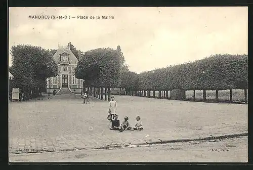 AK Mandres, Place de la Mairie