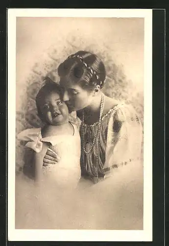 AK S. A. R. la Comtesse de Paris et le Prince Francois