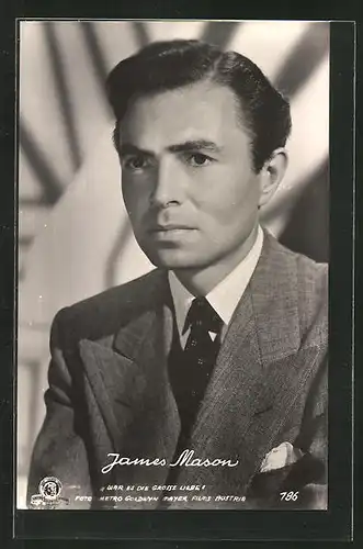 AK Schauspieler James Mason mit ernstem Blick