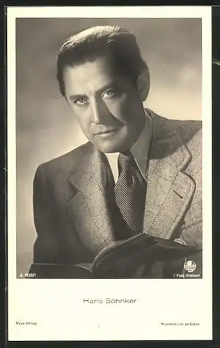 AK Schauspieler Hans Söhnker im Anzug