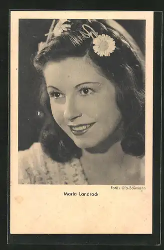 AK Schauspieler Maria Landrock mit Blumen im Haar