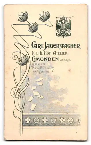 Fotografie C. Jagerspacher, Gmunden ob Oest., Portrait Hochszeitspaar mit Blumenstrauss, Braut mit elegantem Hut