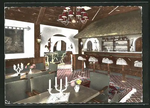 AK Rettin / Ostsee, Alte Scheune, Hof Nettesheim