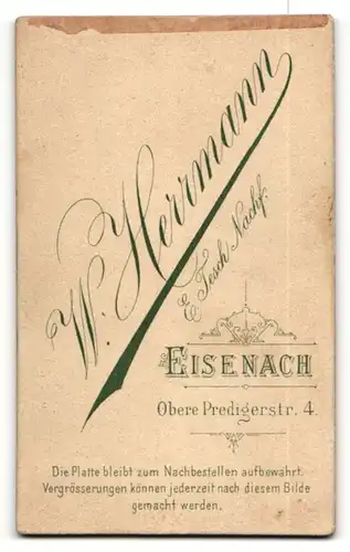 Fotografie W. Hermann, Eisenach, Portrait zwei wunderschöne Mädchen in eleganten Kleidern