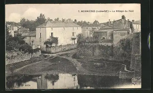 AK Monnieres, Le Village du Pont