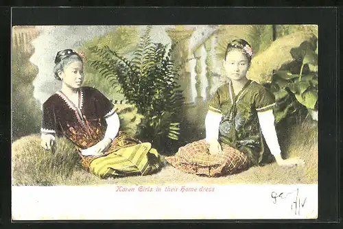 AK Karen Girls in their home dress, Asiatinnen in Heimkleidung