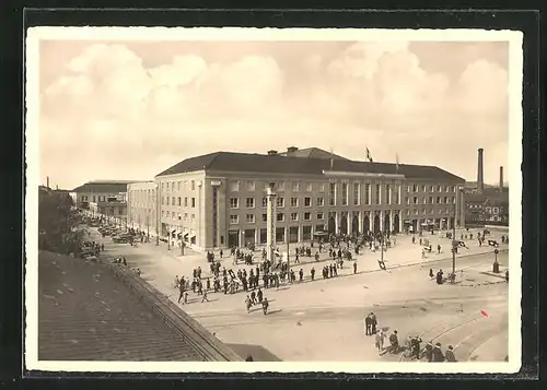 AK Basel, Ausstellung, Mustermessegebäude mit Besuchern