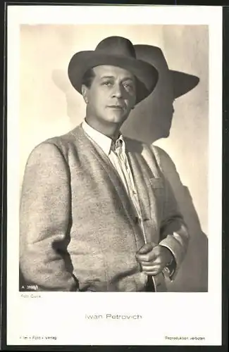 AK Schauspieler Iwan Petrovich mit Hut