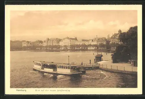 AK Hamburg-Neustadt, Alsterboot auf der Binnenalster, Blick zum neuen Jungfernstieg