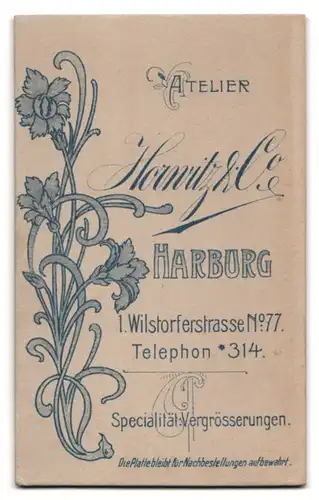 Fotografie Horwitz & Co, Harburg, Wilstorferstrasse 77, Portrait Mutter mit Baby im weissen Kleid