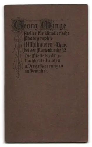 Fotografie Georg Minge, Mühlhausen i. Thür., bei der Marienkirche 12, Herr mit Schnurrbart und Zwicker