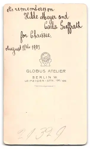 Fotografie Atelier Globus, Berlin W., Leipziger Strasse 132 /135, junges Geschwisterpaar mit Schleife im Haar