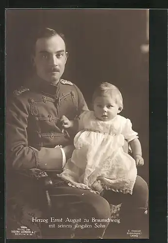 AK Ernst August Herzog von Braunschweig mit seinem jüngsten Sohn
