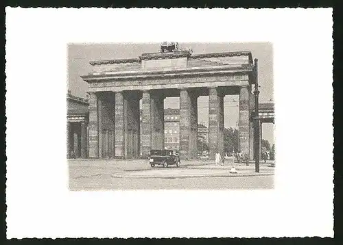 Fotografie unbekannter Fotograf, Ansicht Berlin, Brandenburger Tor um 1935