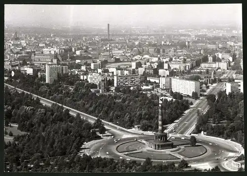 Fotografie unbekannter Fotograf, Ansicht Berlin, Luftaufnahme der Siegessäule & Hansa-Viertel 1964