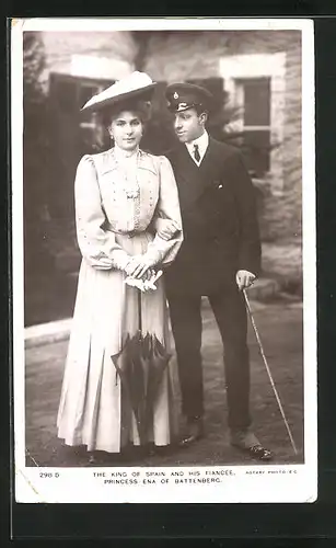 AK The King of Spain and his Fiancèe - Princess Ena of Battenberg