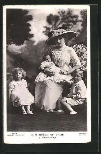 AK H.M. Queen of Spain & Children