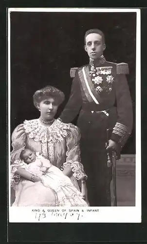 AK King & Queen of Spain & Infant