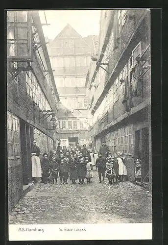 AK Alt-Hamburg, De blaue Lappen, Gruppenbild der Kinder am Hof